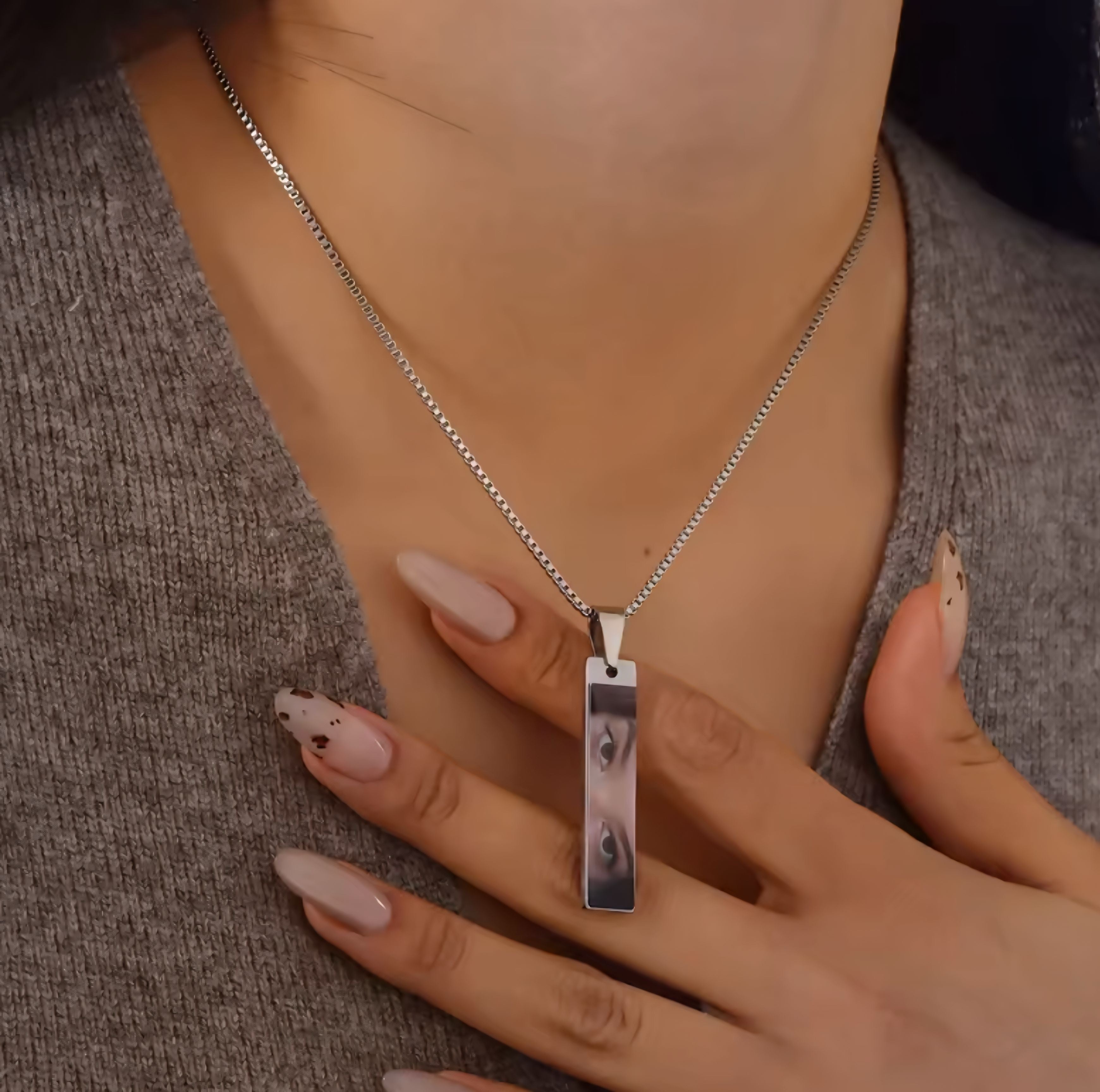 The Eyes I Love – Personalized Portrait Necklace